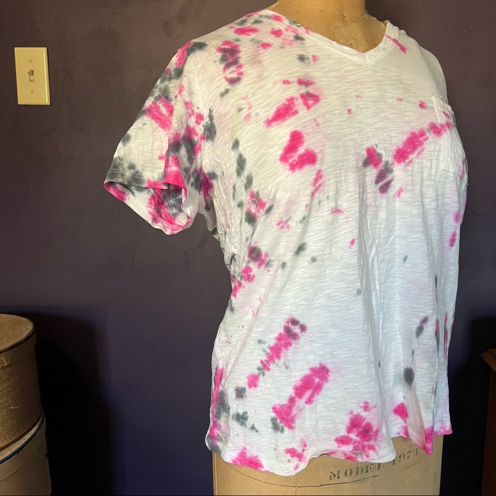 ✨Exclusive✨ Handmade Tie Dye T-shirt With Pocket